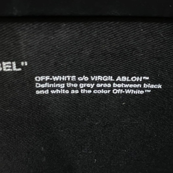 Authentic Off-White Sculpture leather Crossbody Bag - Picture 8 of 16